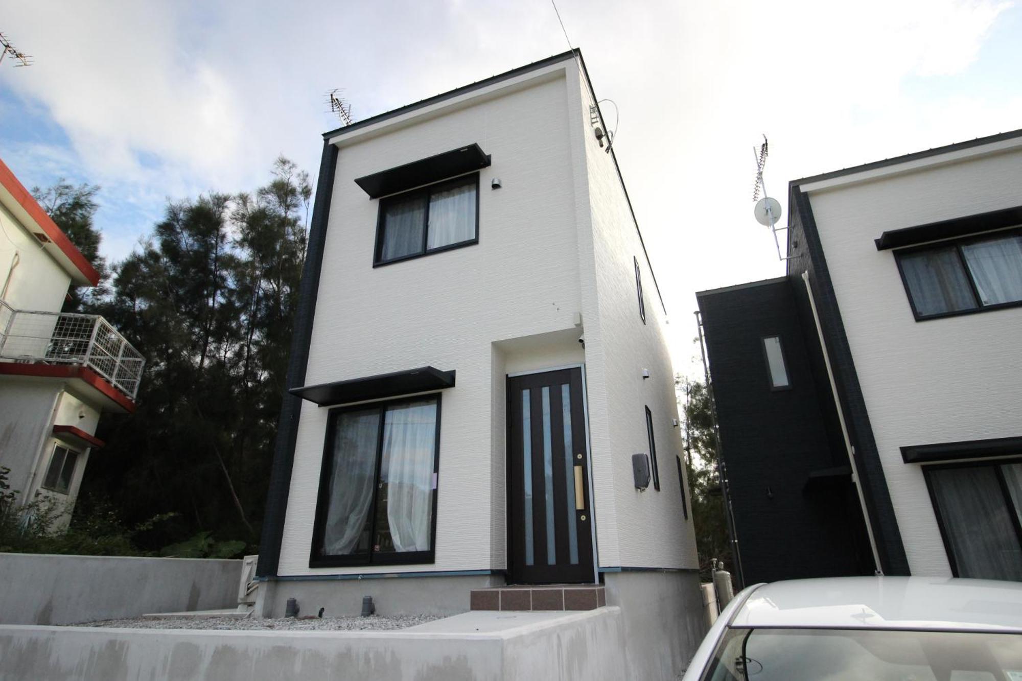 Base In Onnason: Home-like Okinawa With Premium Amenities Villa