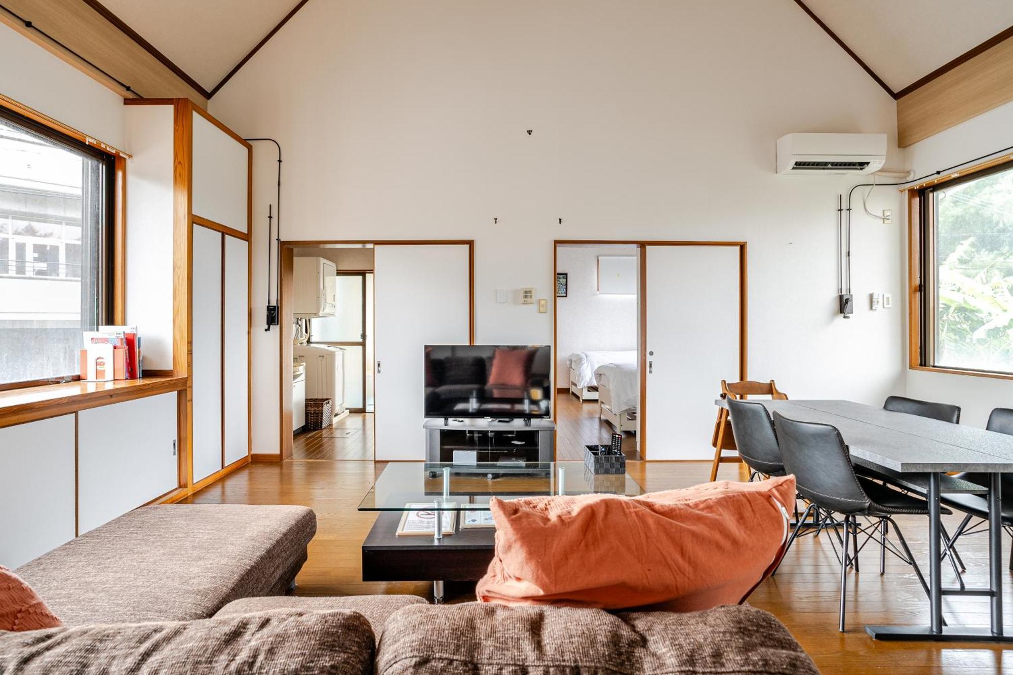 Base In Onnason: Home-like Okinawa With Premium Amenities Villa *