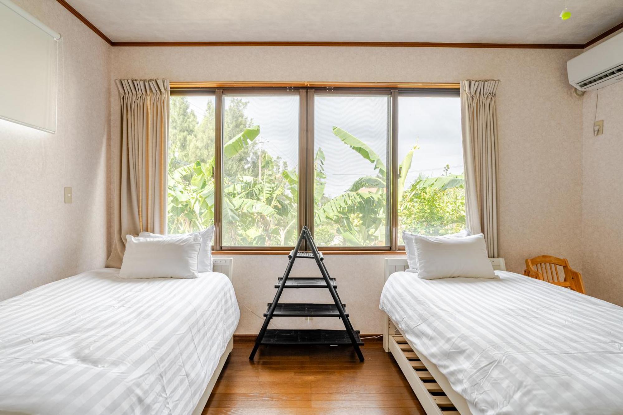 Base In Onnason: Home-like Okinawa With Premium Amenities *