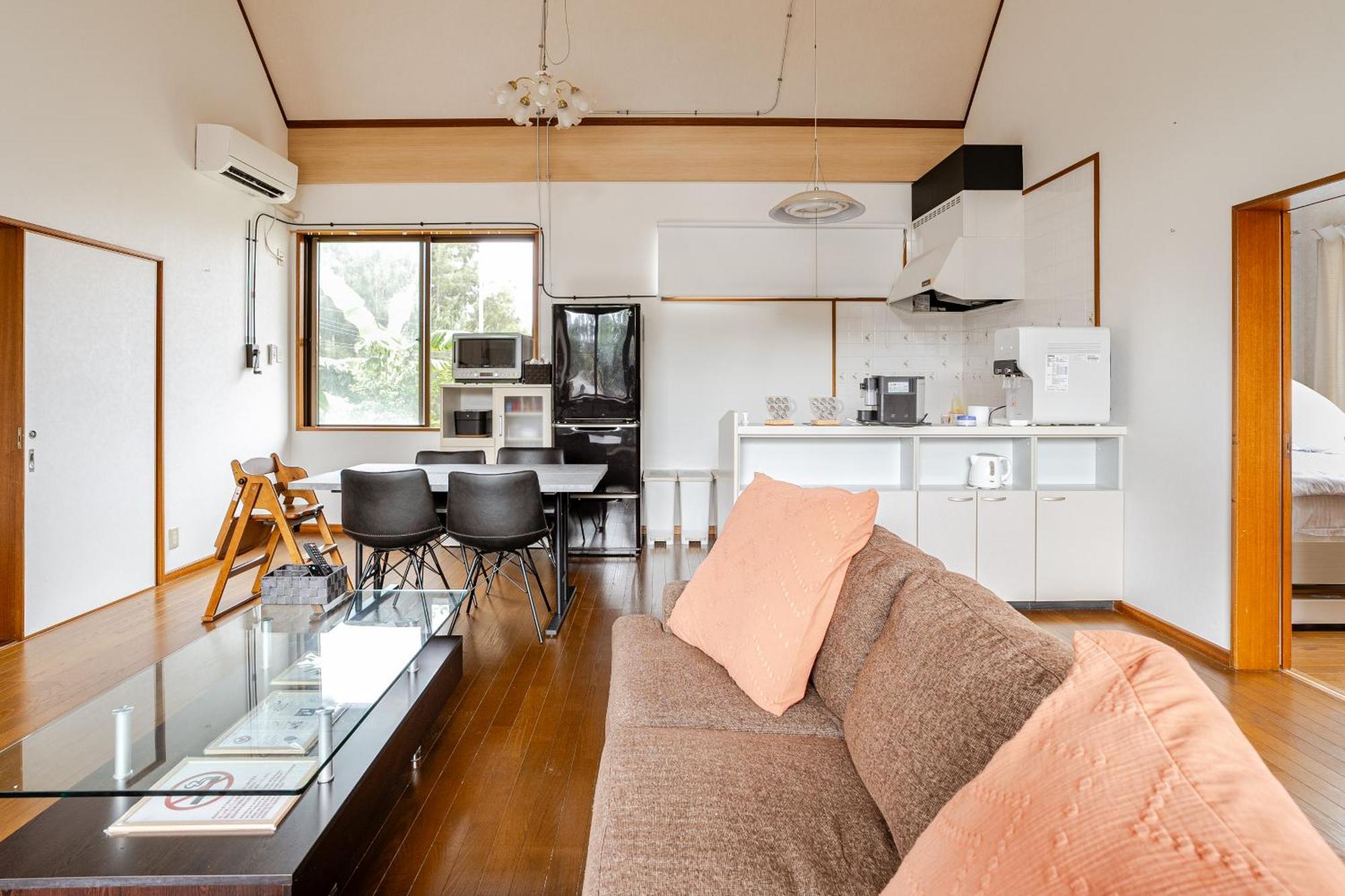 Base In Onnason: Home-like Okinawa With Premium Amenities Villa